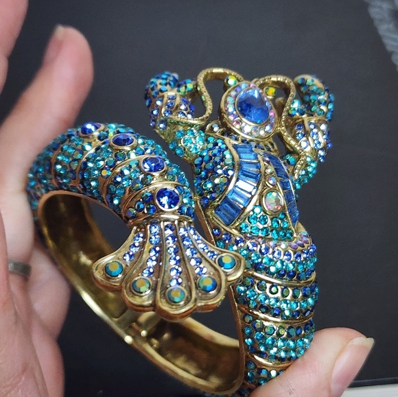 Heidi Daus Jewel Tones Crystal Lobster Cuff NiB - Picture 2 of 13